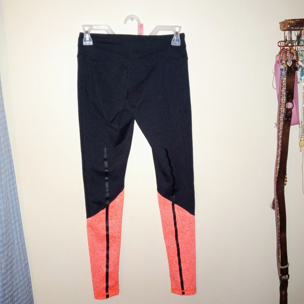 Two-Toned Zella Leggings - Picture 2 of 6
